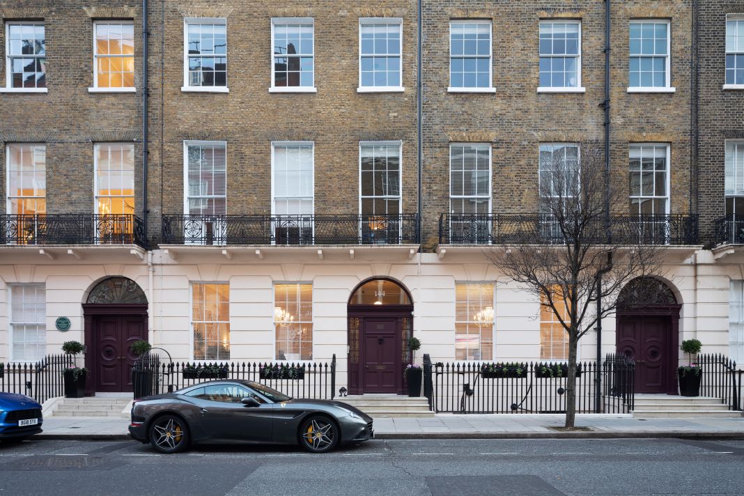 Breast cancer clinic in London - D B Ghosh